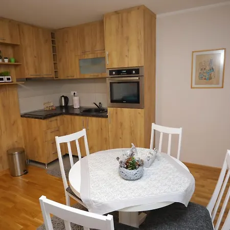Mipet Aparthotel