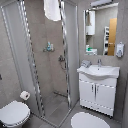 Mipet Aparthotel *